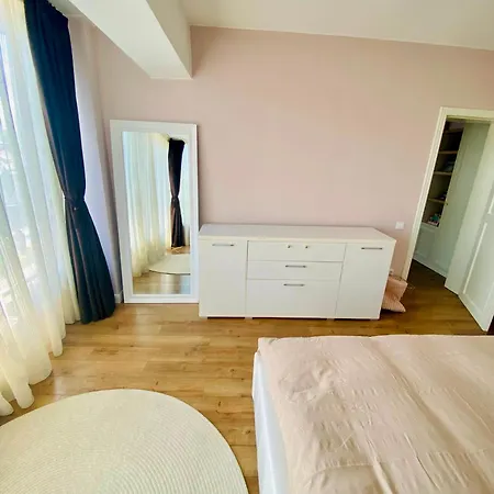 La Maison De Macarons, Your Sweet In Apartment